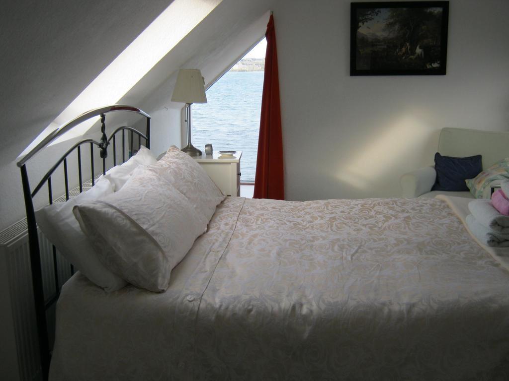 No 1 Broughton Bed & Breakfast Pierowall Δωμάτιο φωτογραφία