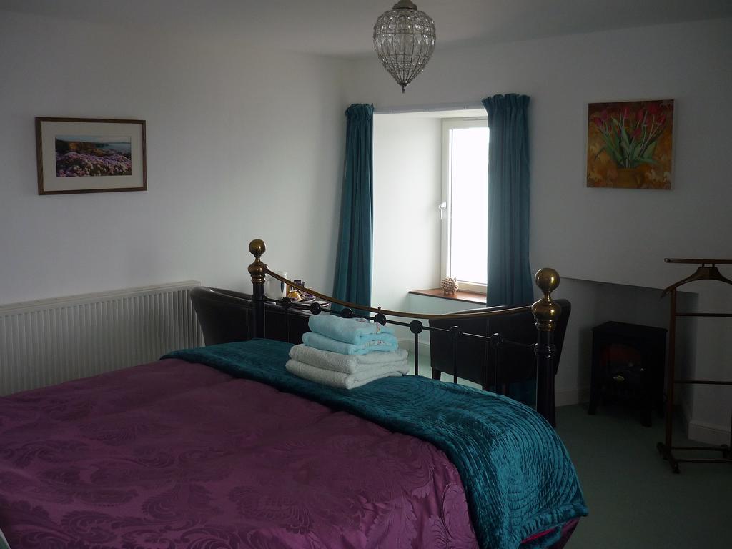 No 1 Broughton Bed & Breakfast Pierowall Δωμάτιο φωτογραφία